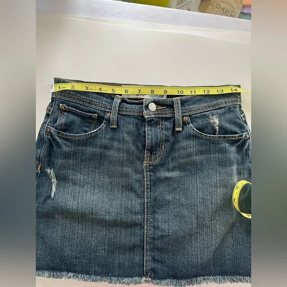 GAP Women's Distressed Blue  Micro Mini Skirt sz 1 - Picture 5 of 5